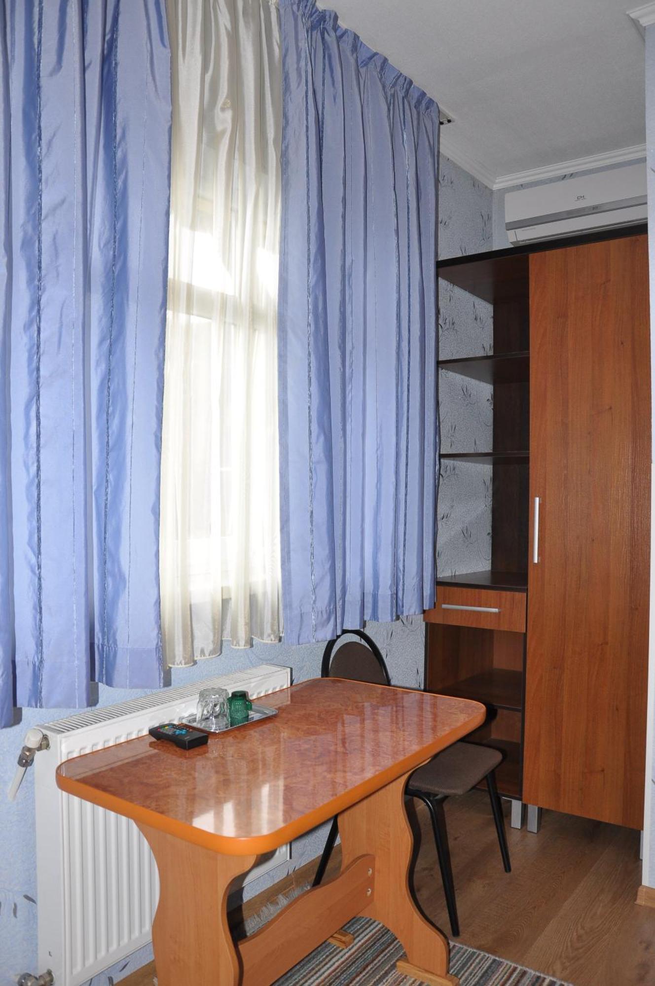Focus Hotel Chust Zimmer foto